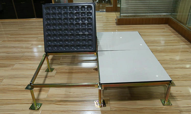 什么是鋁合金防靜電地板？