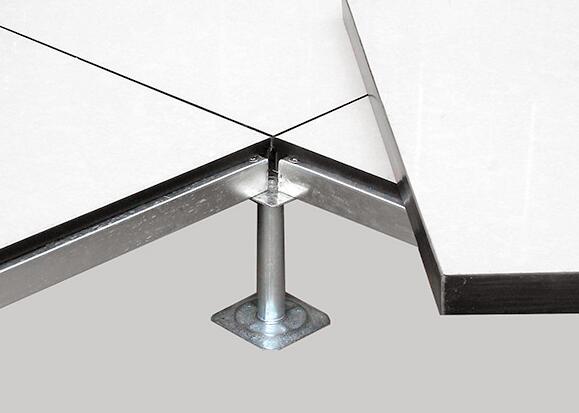 活動地板多少錢一平方？