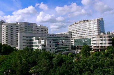 北大深圳醫(yī)學(xué)院（防靜電地板）