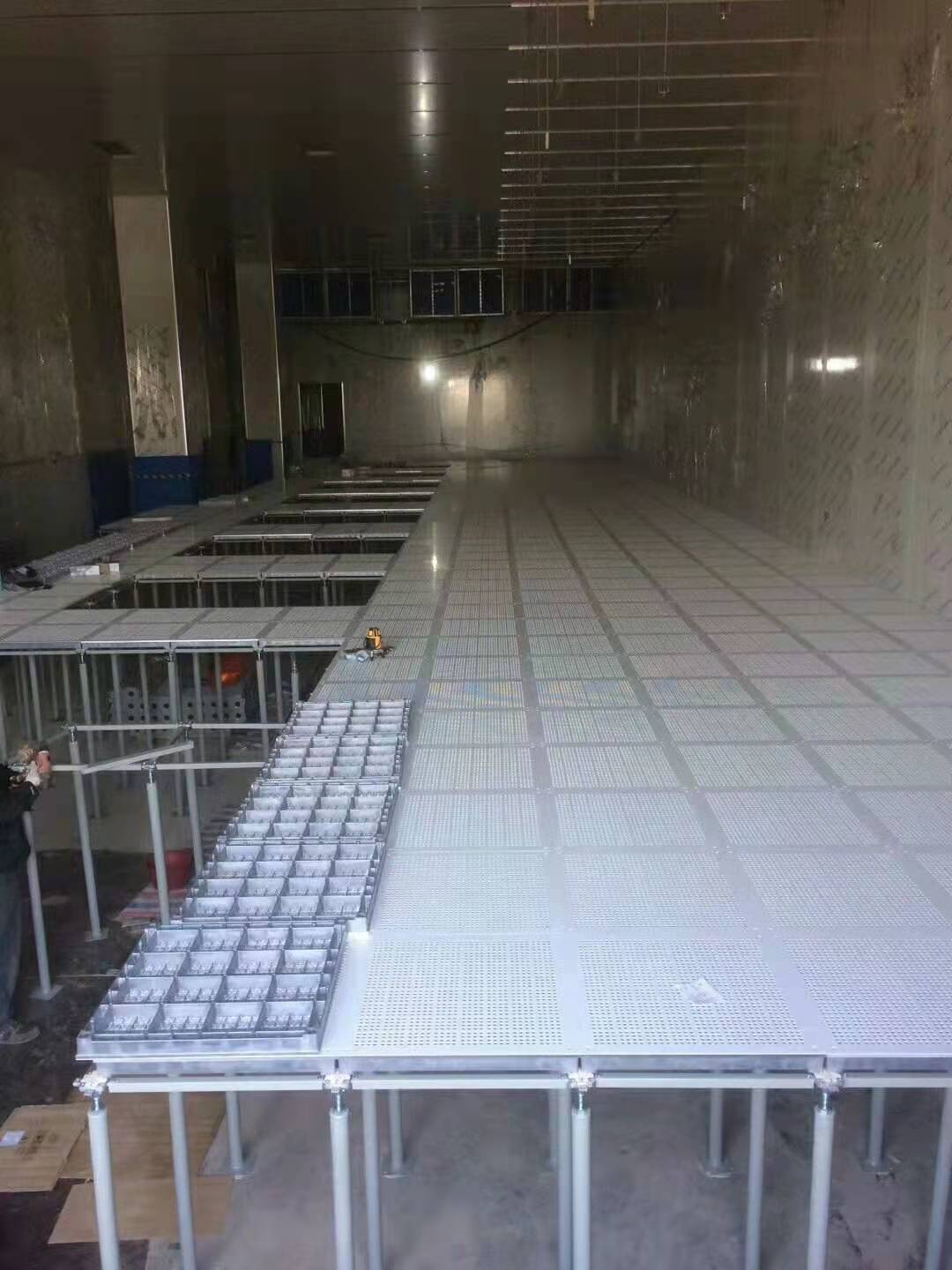 鋁合金防靜電地板安裝