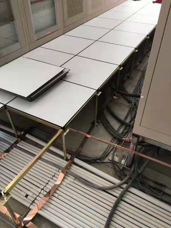 機房活動防靜電地板