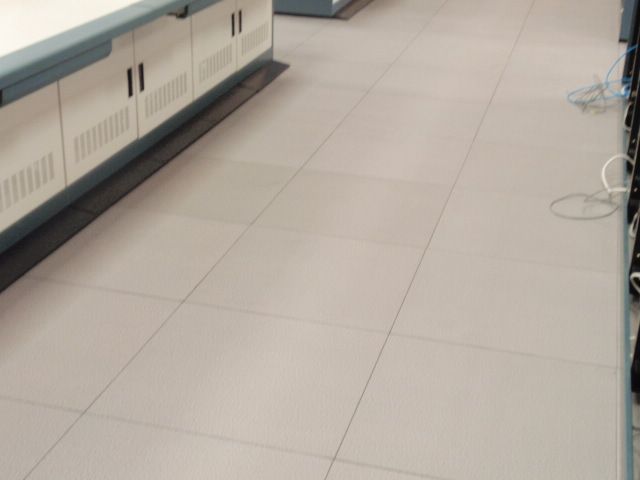 全鋼機房防靜電地板