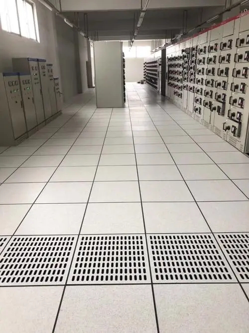 防靜電地板工程施工 防靜電地板工程施工